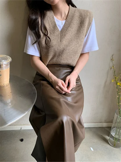 High Waist Straight Side Split Skirt - Image 2